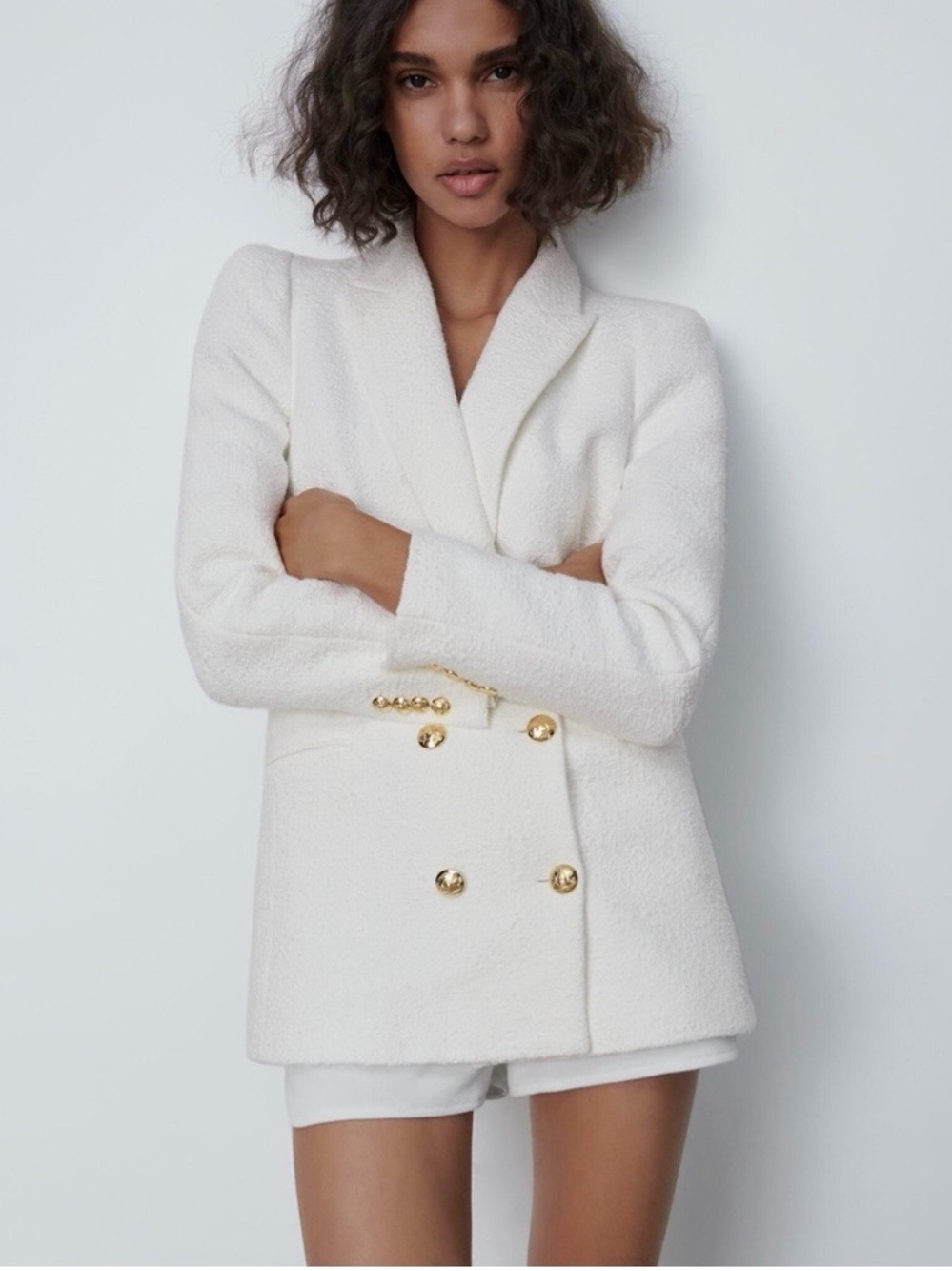 NWT Zara White Bouclé Double-Breasted Texture White Blazer with Gold Buttons szS